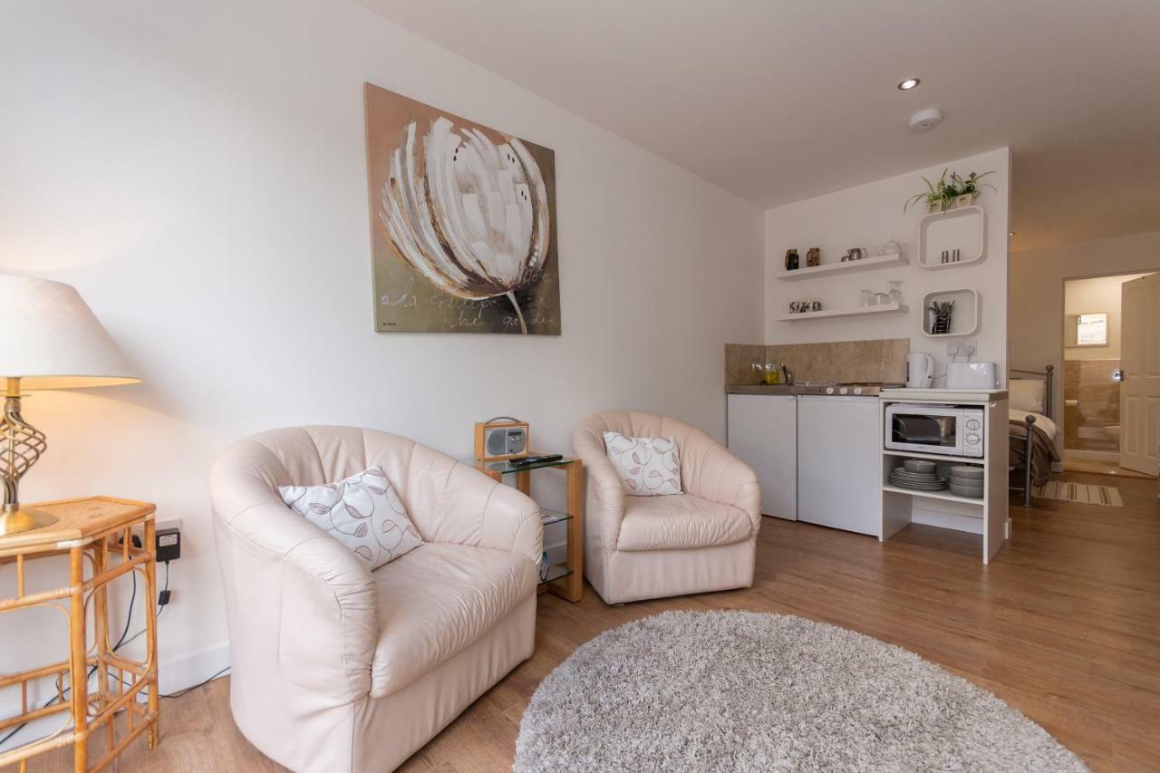 Garden Studio Apartment St Andrews - Free Parking エクステリア 写真
